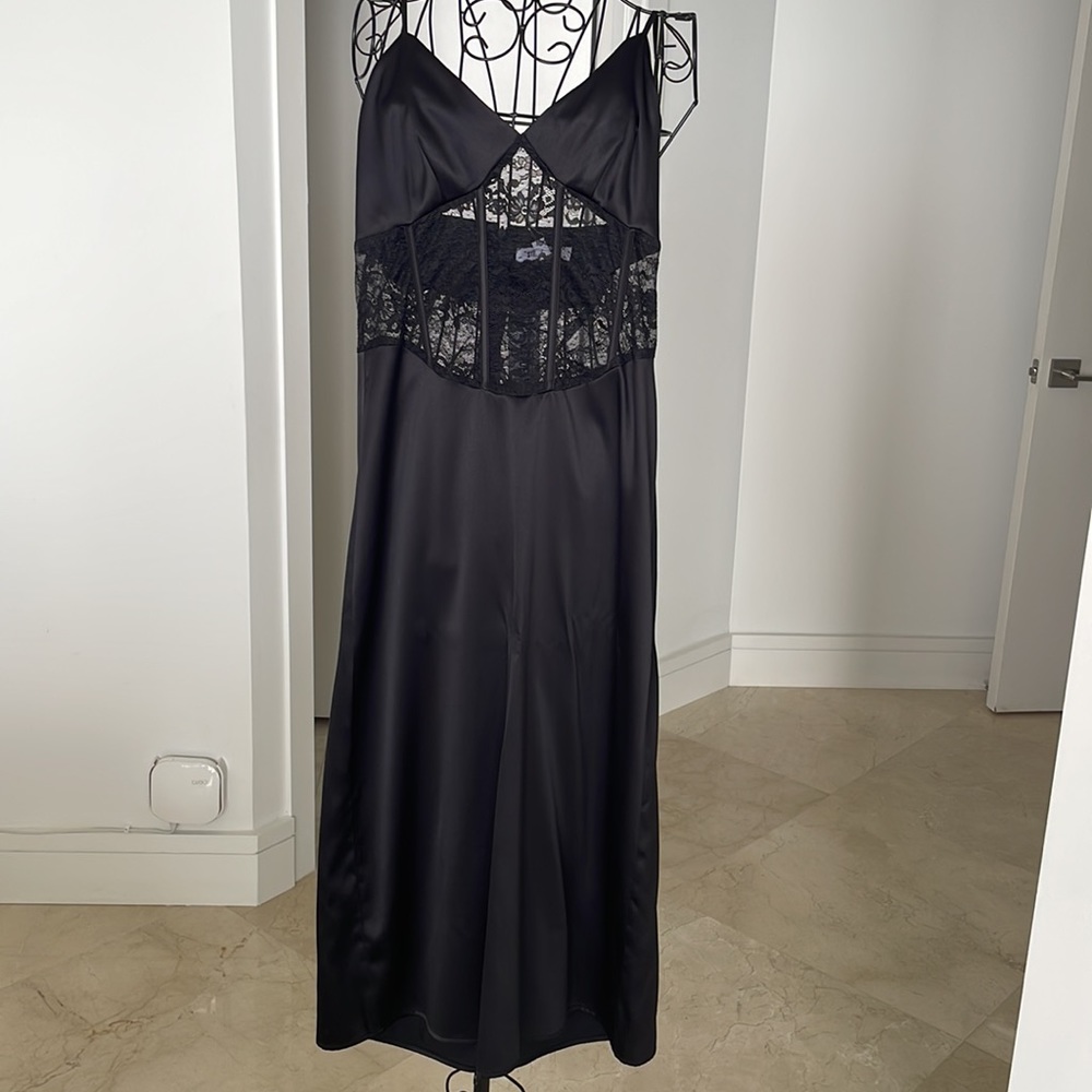 STEVE MADDEN LACE SLIP DRESS